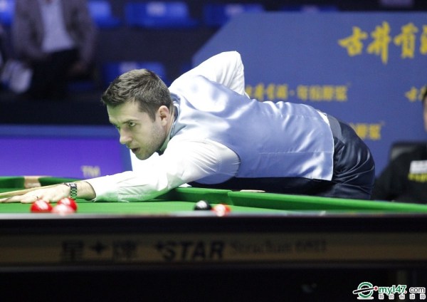 将优势拱手 将优势拱手